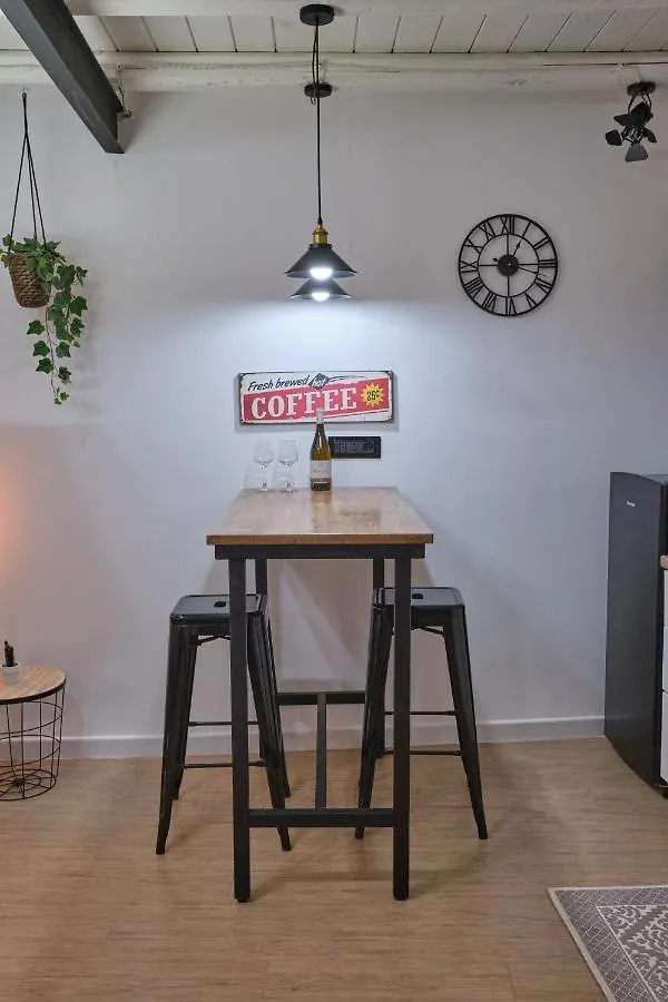 Loft Mercede Al Capo Palermo 0*,  Italy