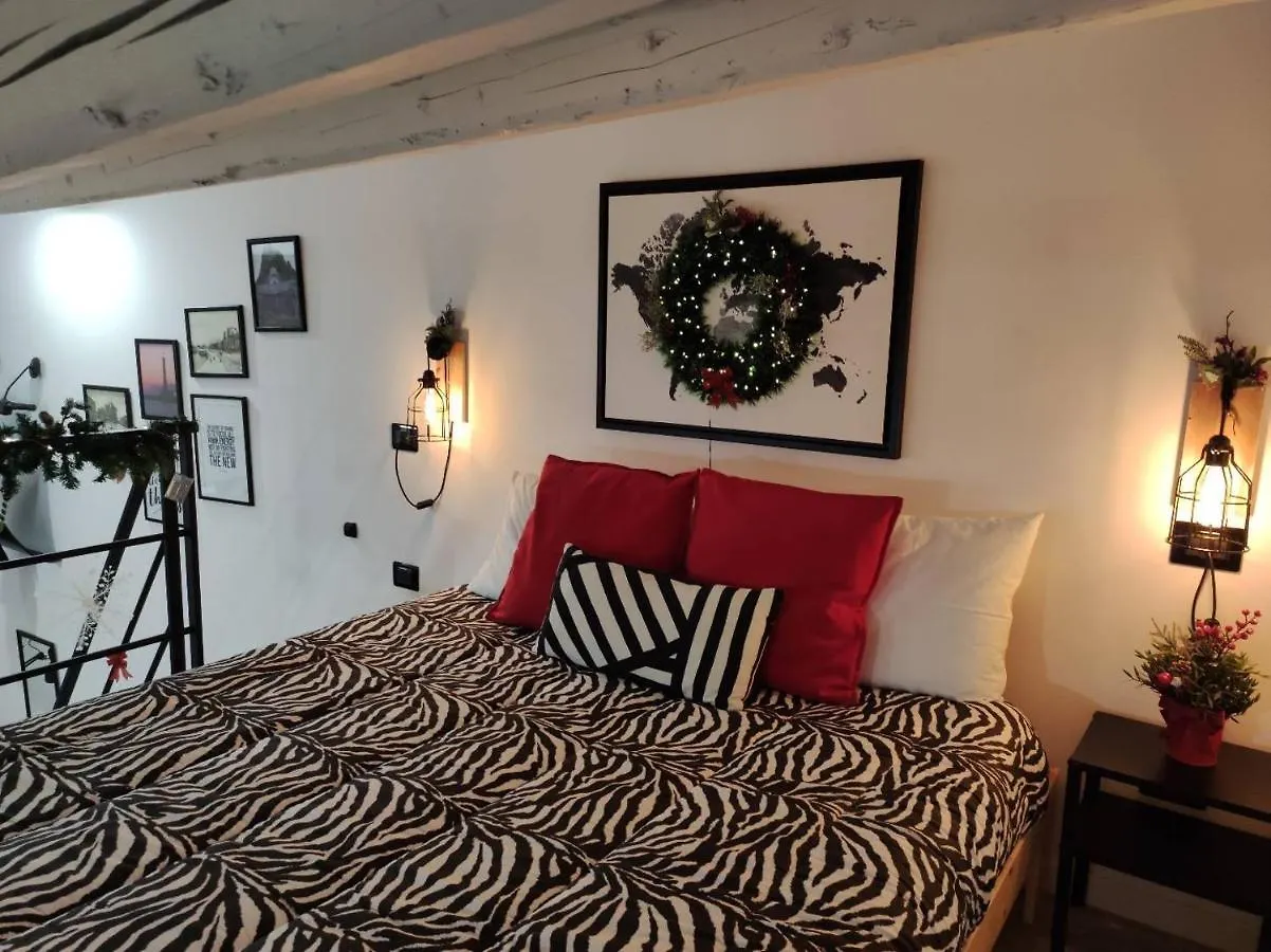 Loft Mercede Al Capo Palermo 0*,  Italy