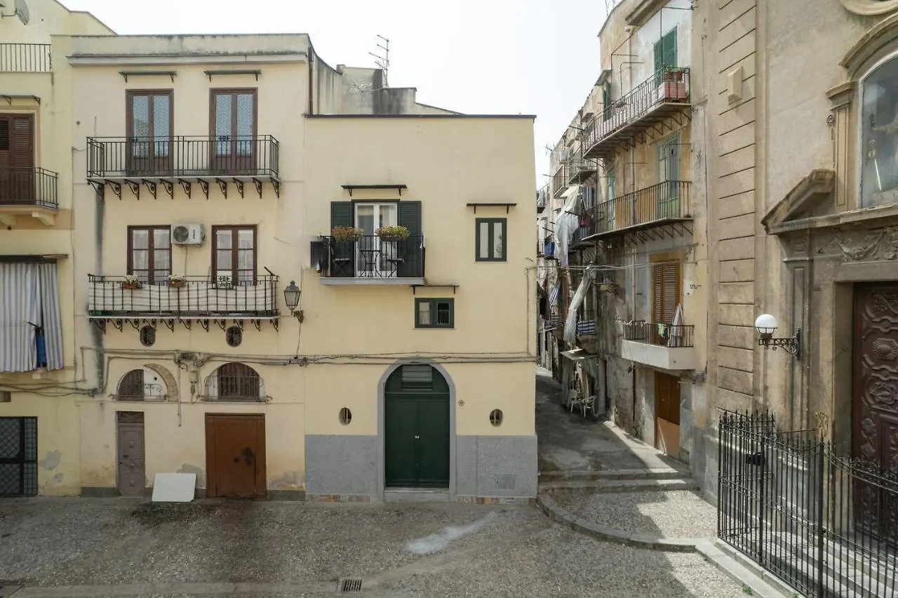 Loft Mercede Al Capo Palermo Italy